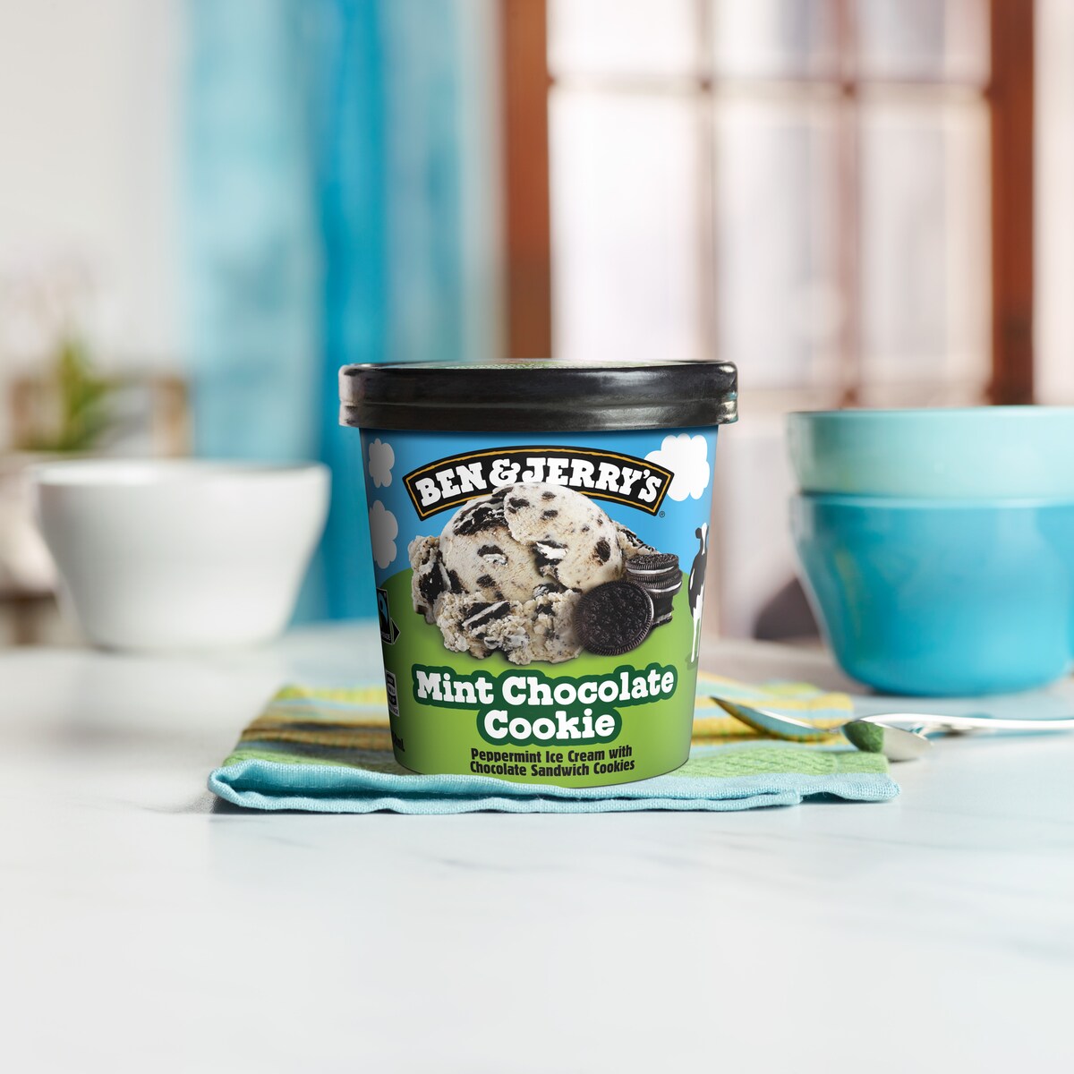 Mint Chocolate Cookie Ice Cream - Pint 3 / 5