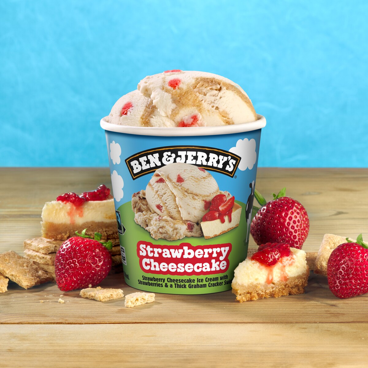 Strawberry Cheesecake Ice Cream - Pint 2 / 5